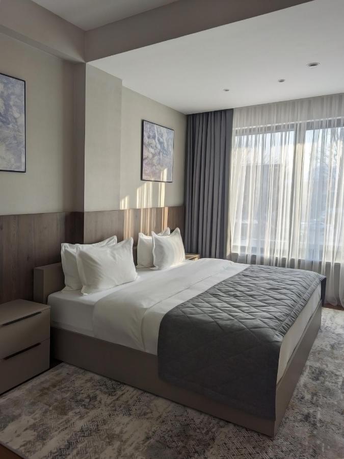 Raavah Aparthotel Алмати Екстер'єр фото